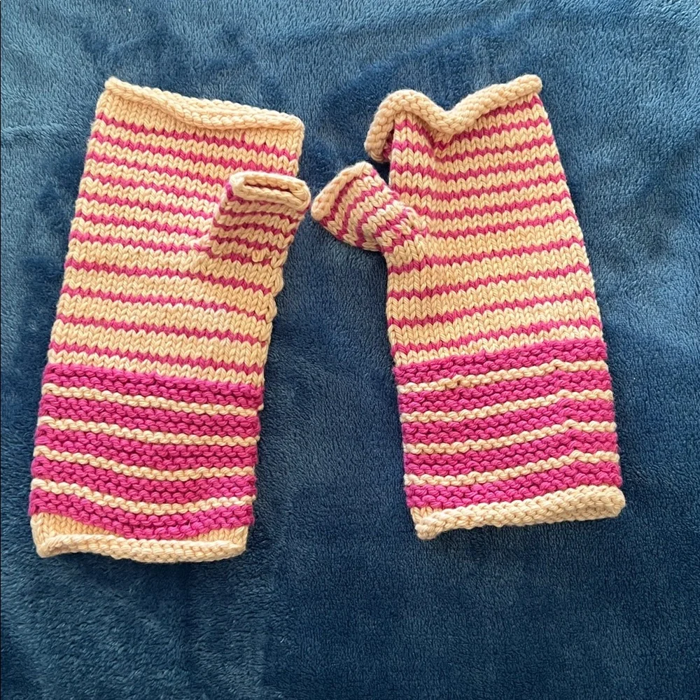 NWOT French Knot fingerless Gloves - Picture 3 of 8